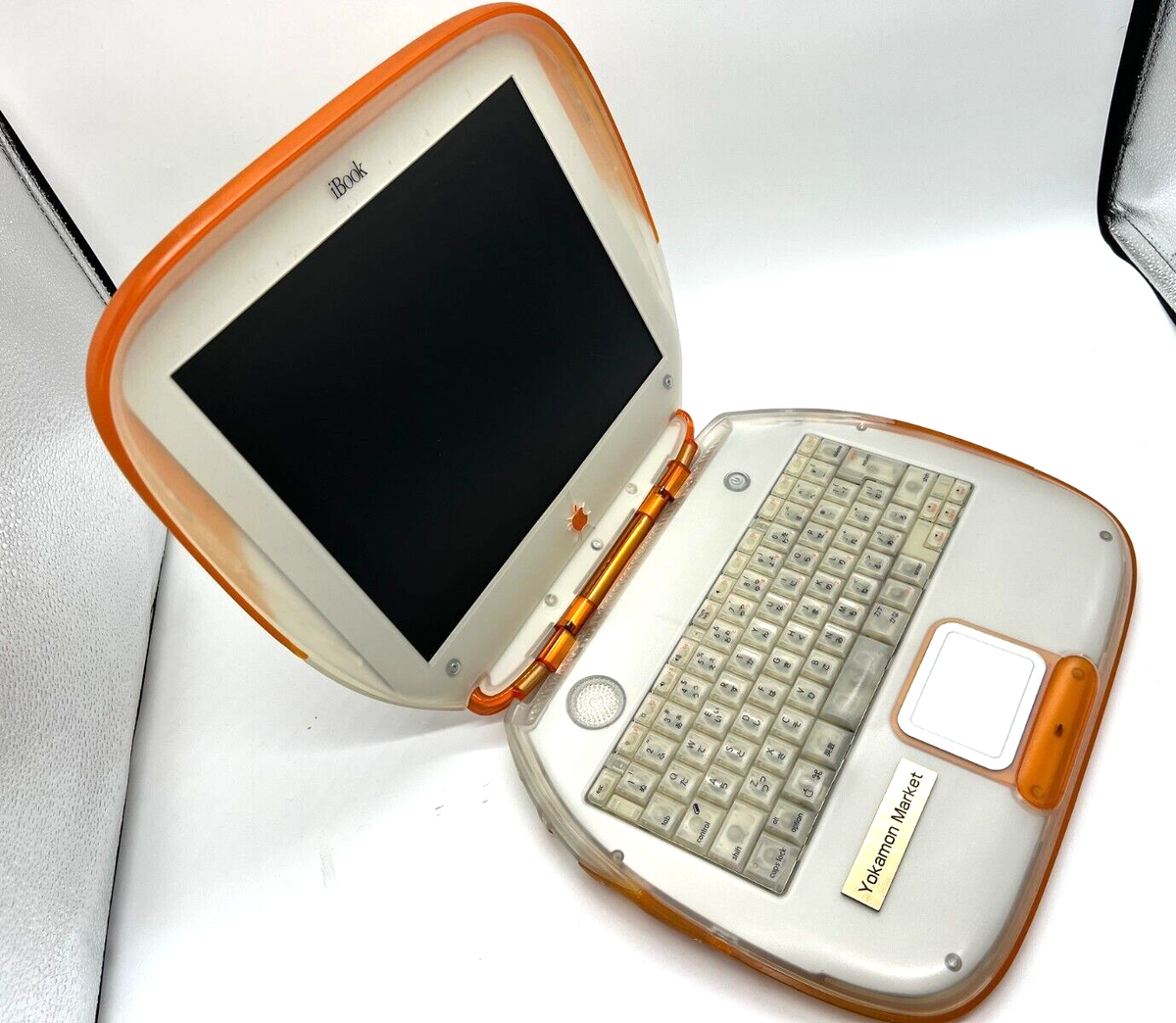 Vintage Apple Tangerine Clamshell iBook G3 300mhz Orange AC100V
