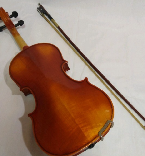 美品】鈴木バイオリン No.300 3/4 1979年 弓新品 美品】鈴木バイオリン