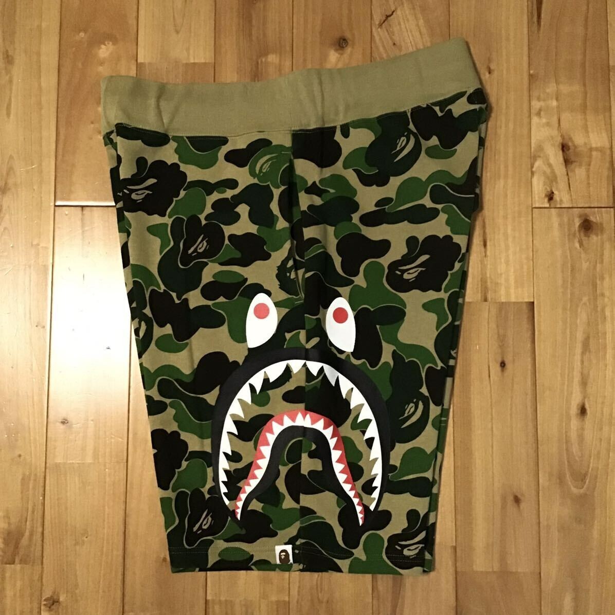 BAPE Side Shark sweat shorts ABC camo green A Bathing Ape Size XL