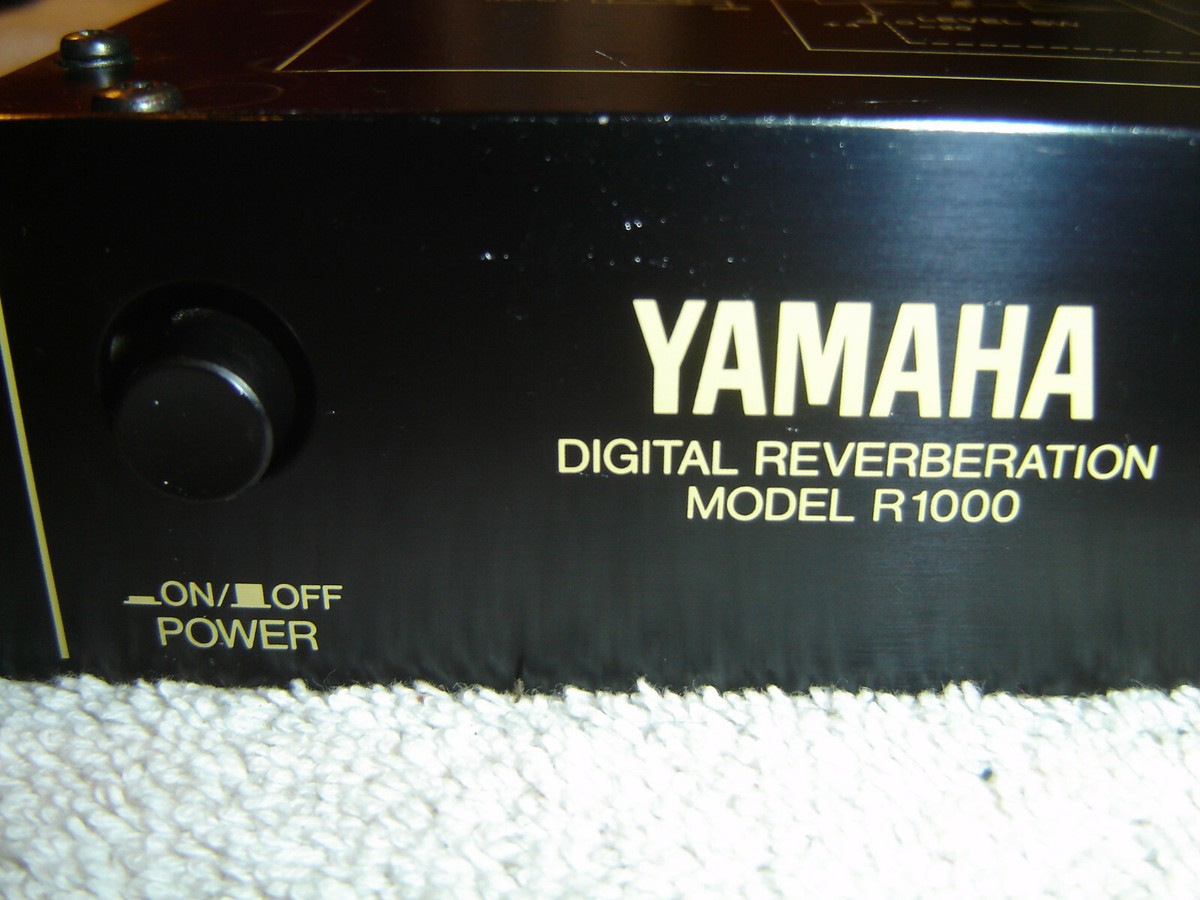Yamaha R1000 Digital Reverberation with Parametric Eq, Reverb