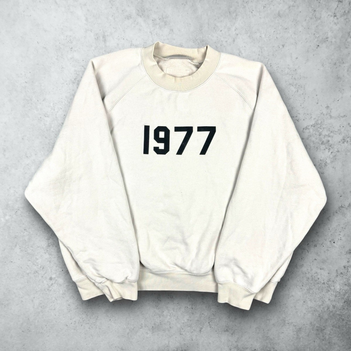 Essentials Fear Of God SS22 Essentials 1977 Crewneck Sweatshirt