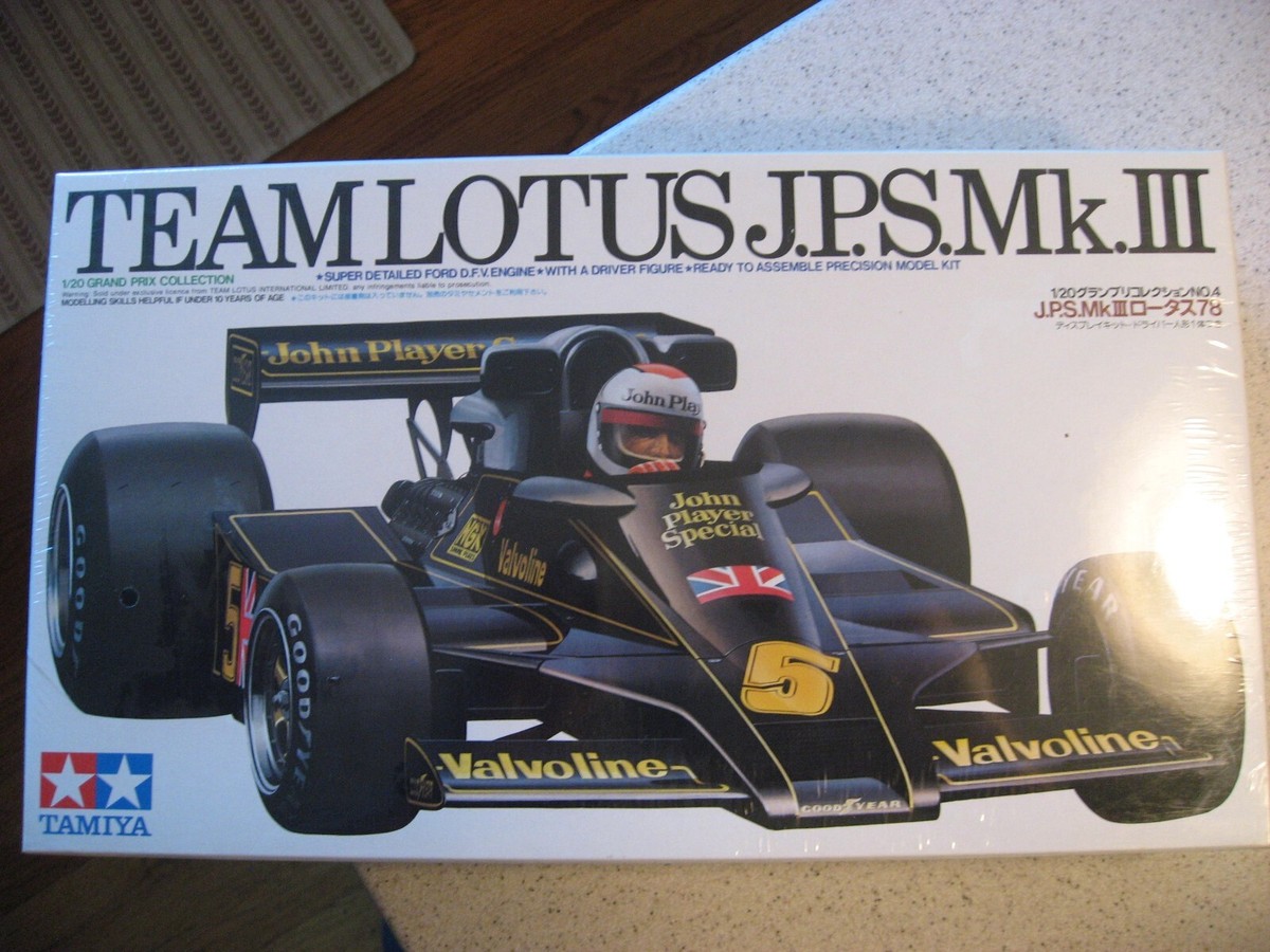 Vintage Tamiya Team Lotus J. P. S. Mk. III Model Kit 1/20 Item