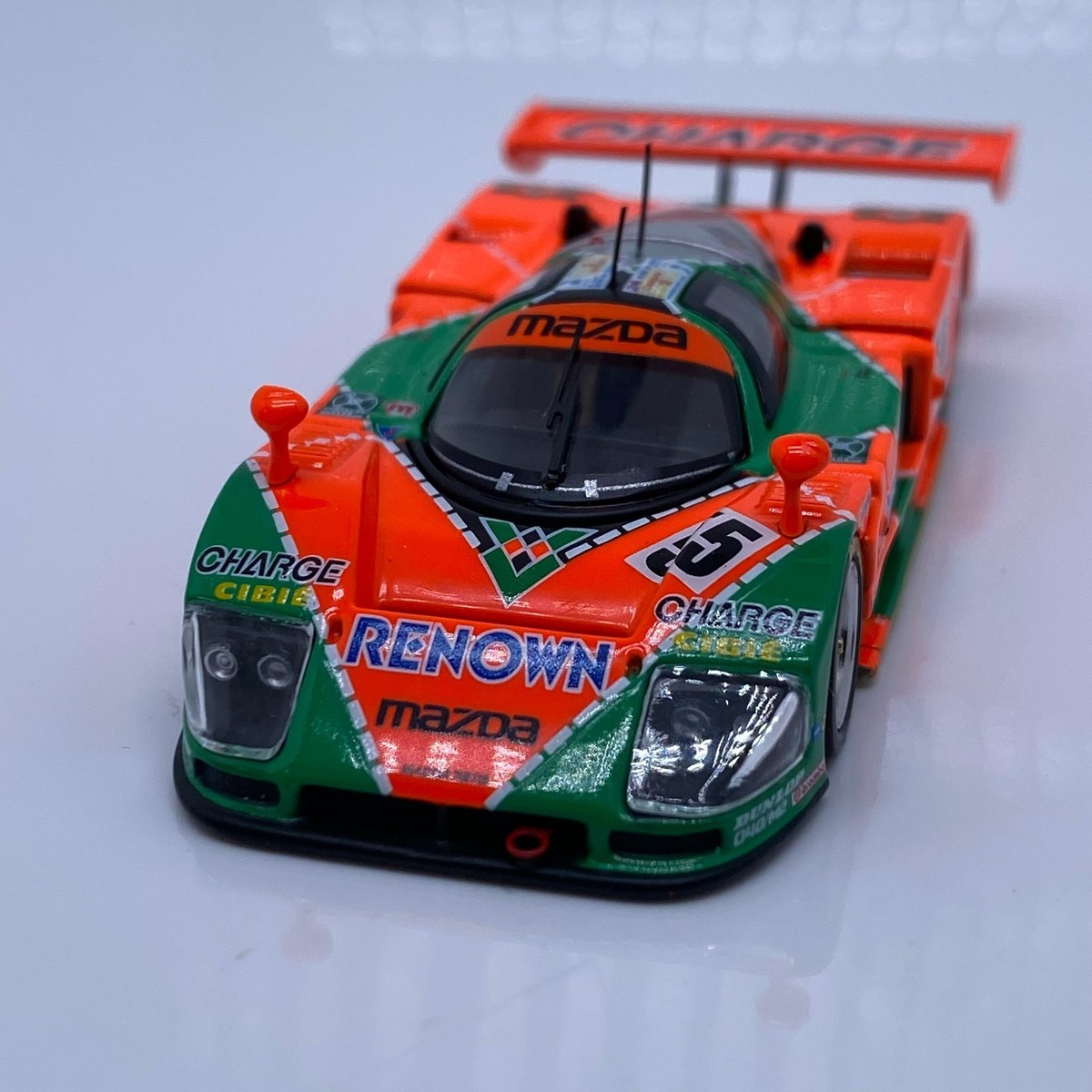 Motorhelix MH 1:64 Renown Charge Mazda 787B Le Mans 24 Hours