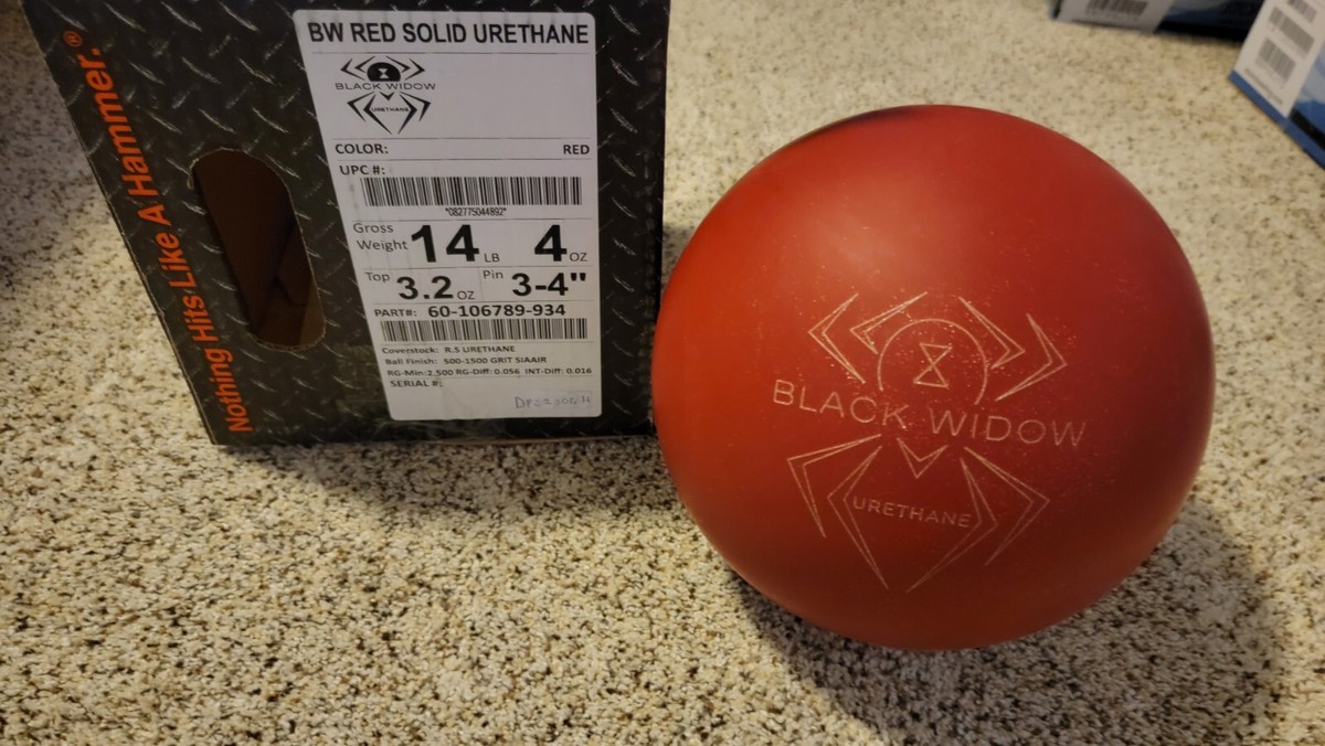 Hammer Black Widow Red Solid Urethane Overseas Bowling Ball | 14