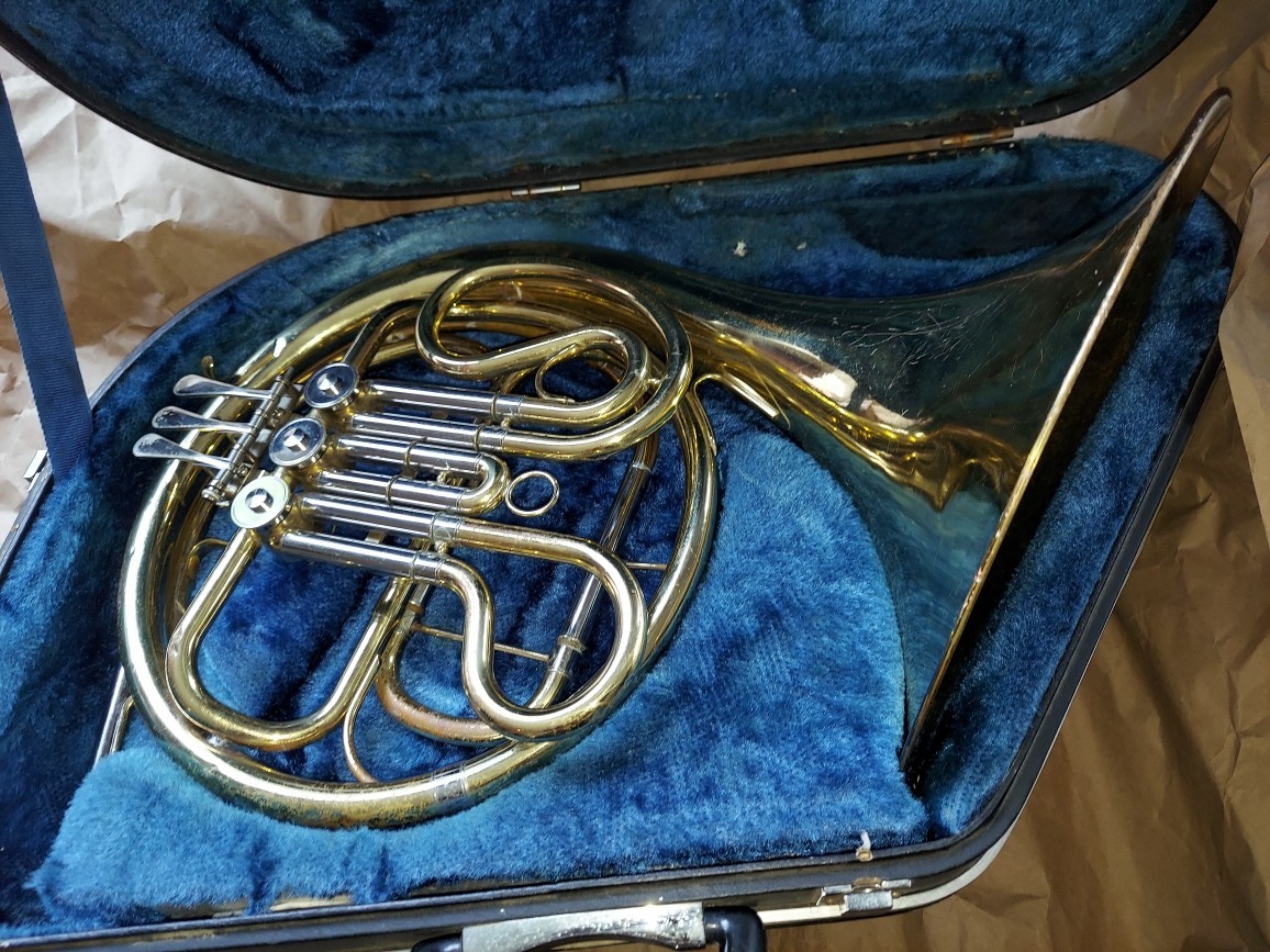 Yamaha YHR-313 Single French Horn, Japan, Good Condition, Stuck