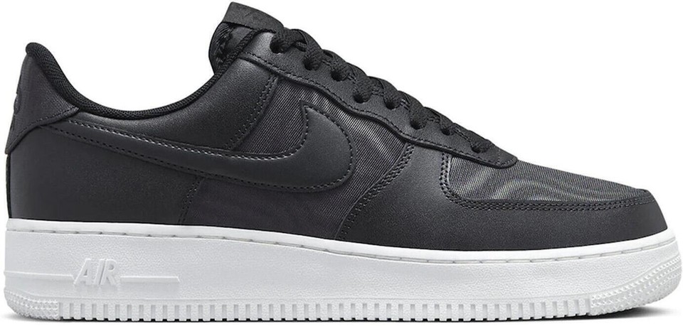 Nike Air Force 1 '07 SE Low Black Nylon for Sale | Authenticity