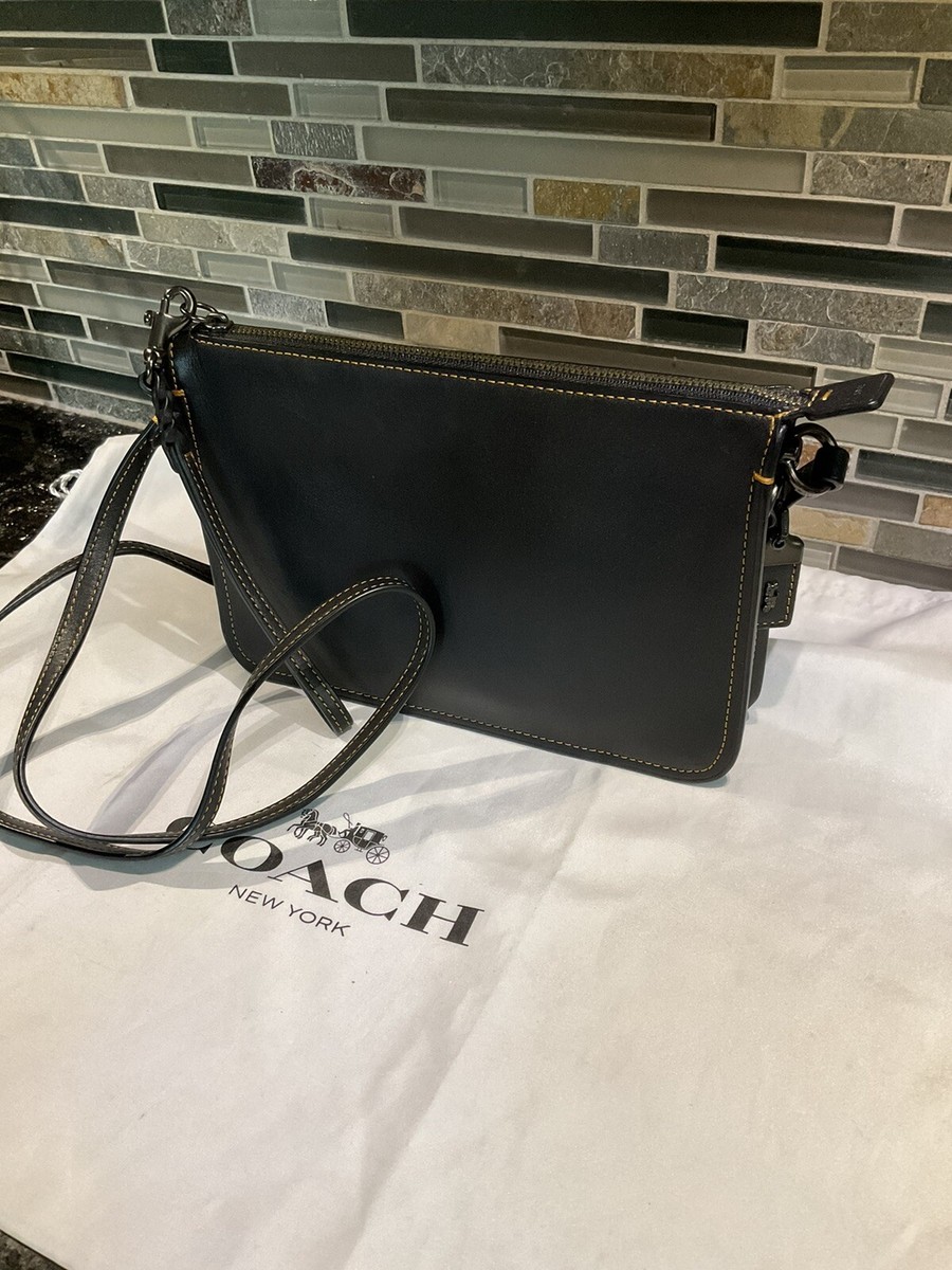 Coach 1941 Soho Crossbody Clutch 21035 Glovetanned Leather Black