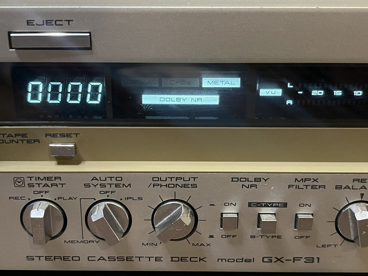 AKAI GX-F31 カセットデッキ AKAI GX-F31 Direct Drive Stereo