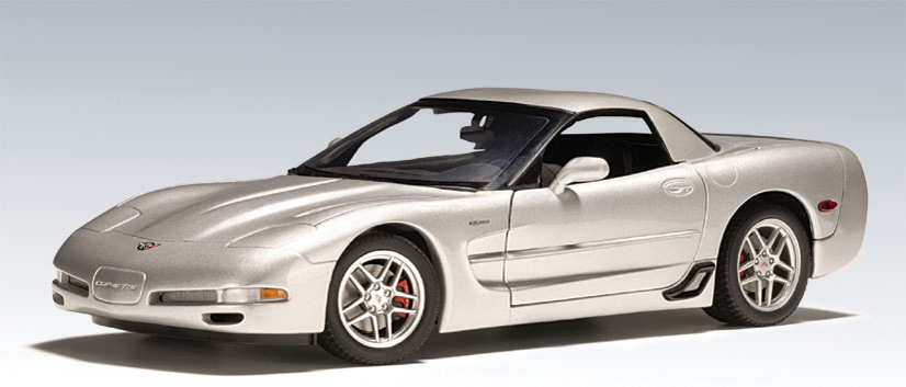2001 CHEVROLET CORVETTE Z06 C5 SEBRING SILVER by AUTOart 1/18