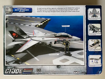 GI Joe 30th Anniversary Combat Jet Skystriker XP-21F & Captain Ace