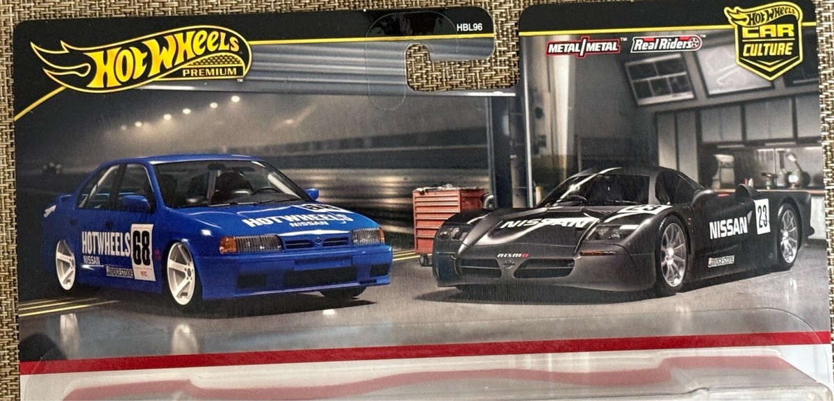 Hot Wheels Twin 2 Pack '94 Nissan Primera & Nissan R390 GT1 , Free