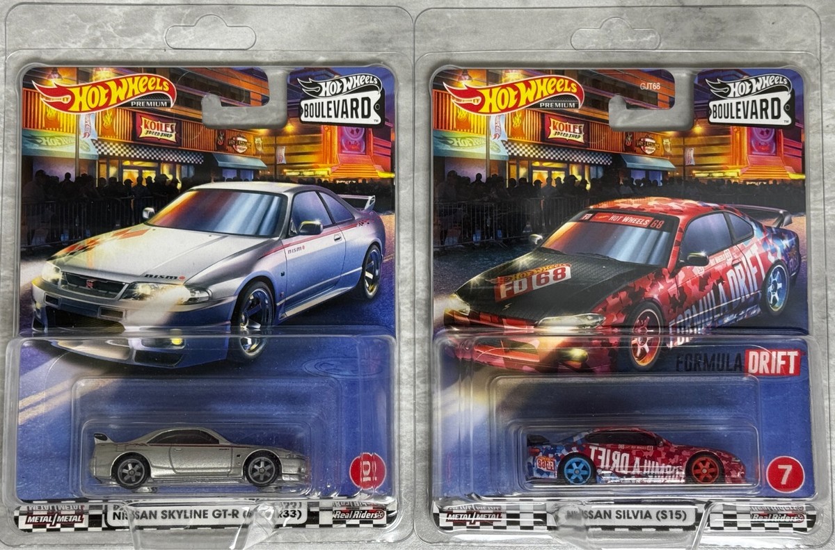 Hot Wheels Boulevard Lot of 2 , NissanSkyline GT-R (BCNR33
