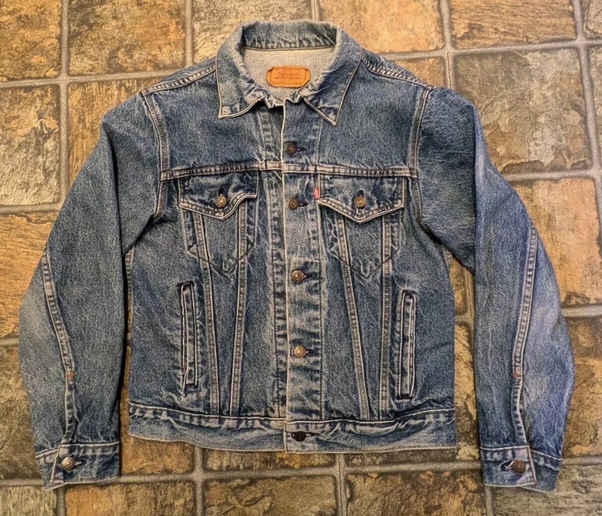 Vintage made in the USA Levi's Denim Jacket Type III likely 1984