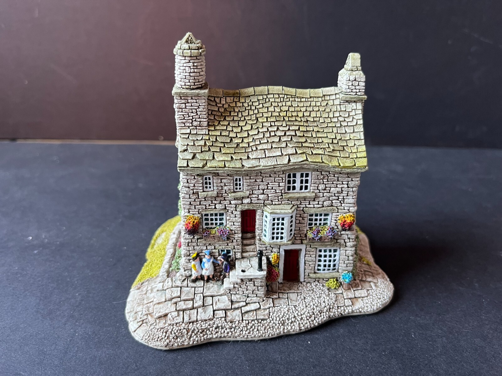 Lilliput Lane - The Chocolate House