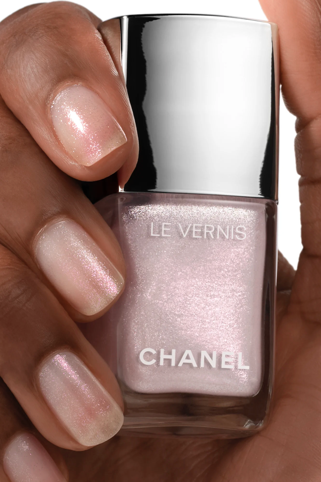CHANEL Le Vernis Nail Polish #401 BEACH ICON, NIB AUTHENTIC