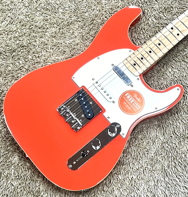 SQUIER FSR Paranormal Custom Nashville Stratocaster Fiesta Red