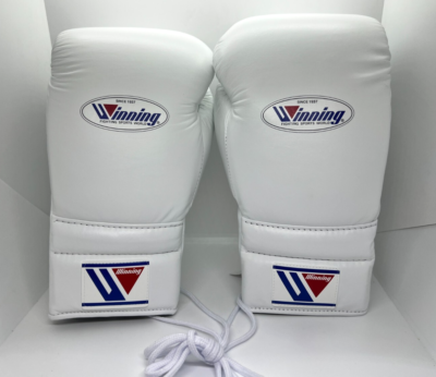 Winning Boxing Gloves MS-600 Professional Type 16 oz White Lace-up