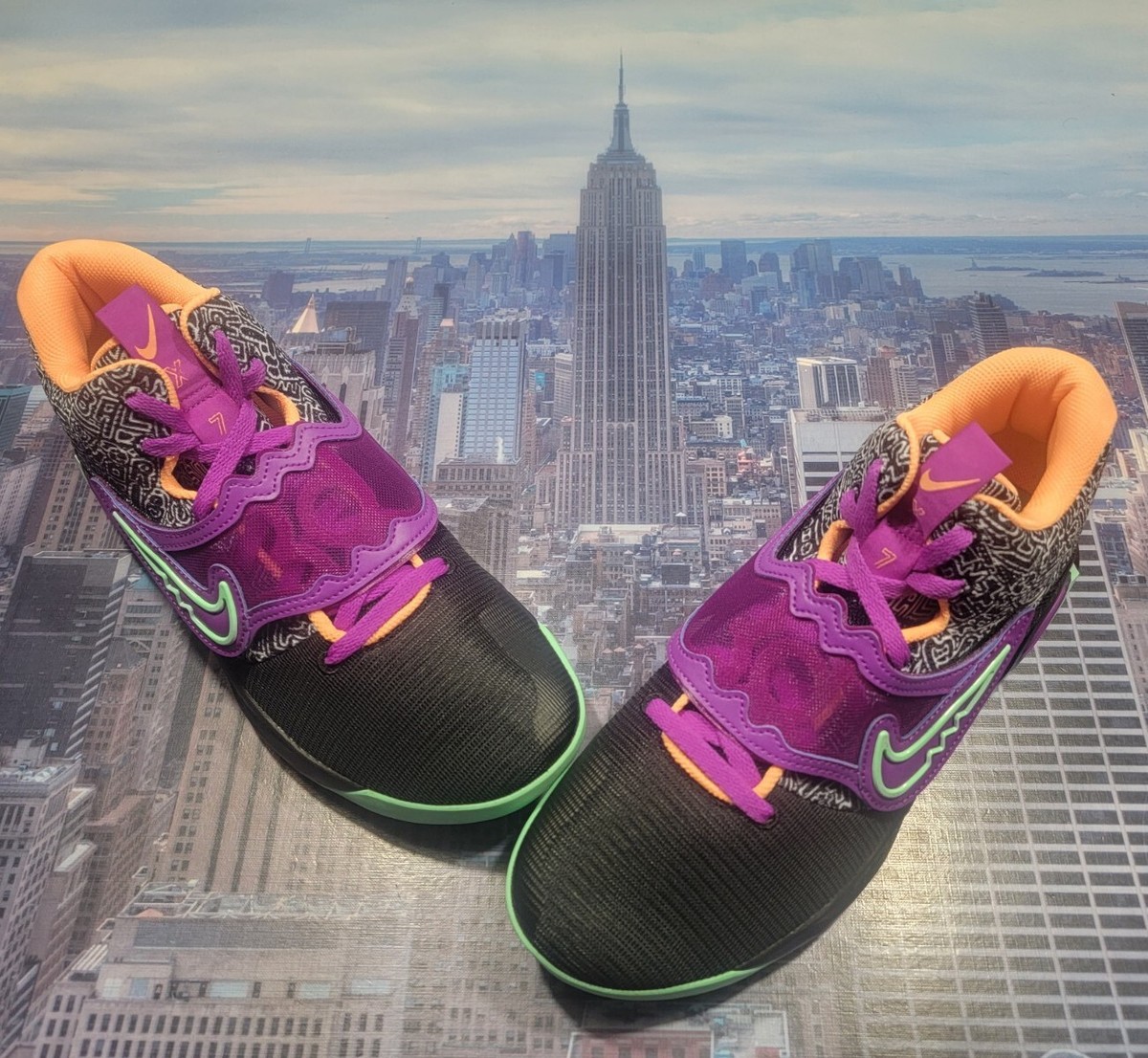 Nike KD Trey 5 X Black/Vivid Purple-Peach Cream Mens Size 12.5