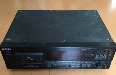 SONY DTC-77ES DAT Deck Digital Audio Tape Player Black Brown