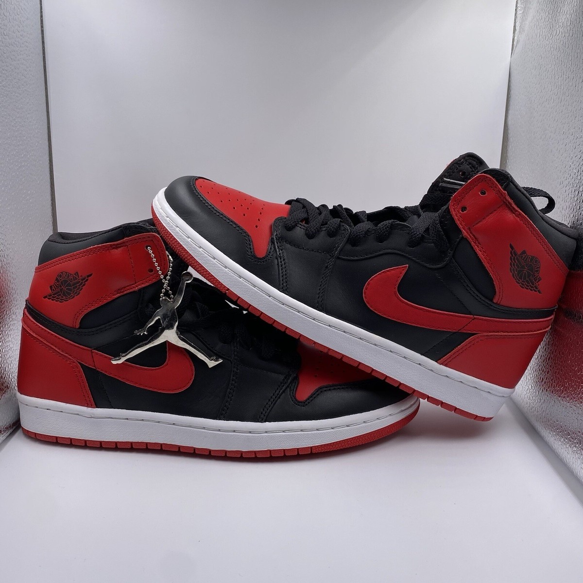 NEW 2001 NIKE AIR JORDAN 1 RETRO BRED BLACK VARSITY RED 136066-061