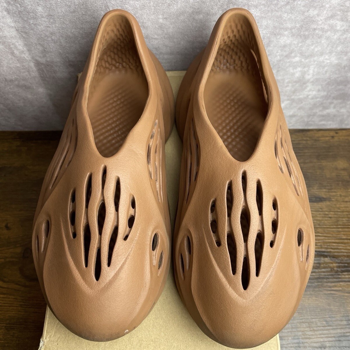 Adidas Yeezy Foam RNR Clay Red Size 9 HP5335 Brown OG Men's Slide