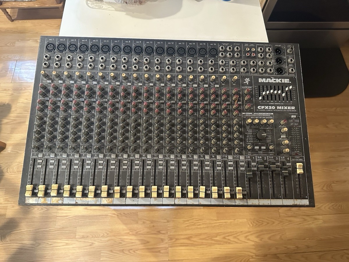 Mackie CFX20 Compact Integrated Live Sound Mixer with 20 Channel