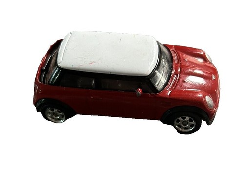 WELLY - MINI Cooper Hatch 2014 Rot und Schwarz - 1/18