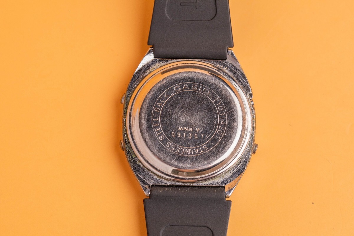 マ*ン様 CASIO A201 aa-81 黒文字盤 Blue thunder $_57.JPG?set_id