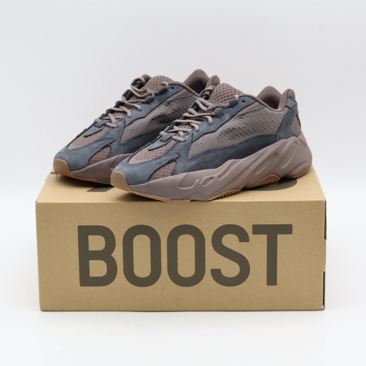 GZ0724 Adidas Yeezy Boost 700 V2 Mauve Brown Charcoal Grey Gum