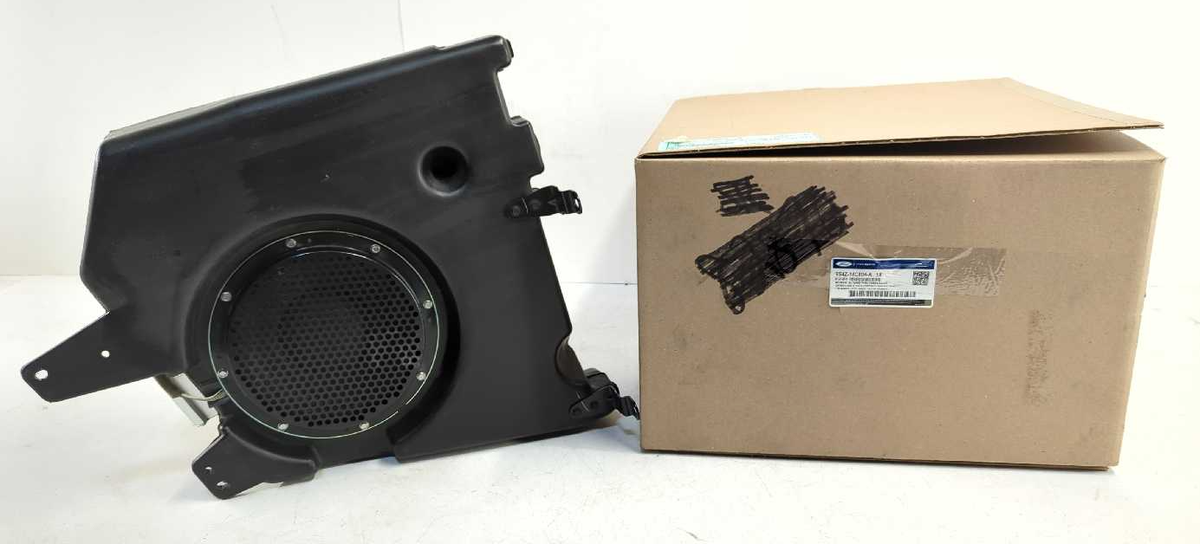 New OEM Genuine Ford Audio Subwoofer 2008-2011 Focus 9S4Z-18C804-A