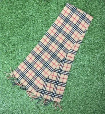 Burberry genuine vintage nova check Camel 100% Lambswool winter