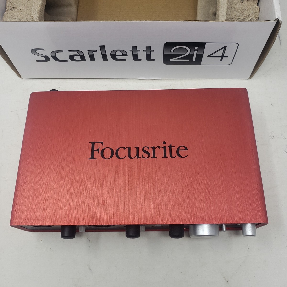 Focusrite Scarlett 2i4 Digital Recording Interface USB Audio