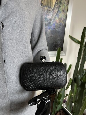 BOTTEGA VENETA POCHETTE KNOT CROCO SKIN CLUTCH BLACK NERO HAND