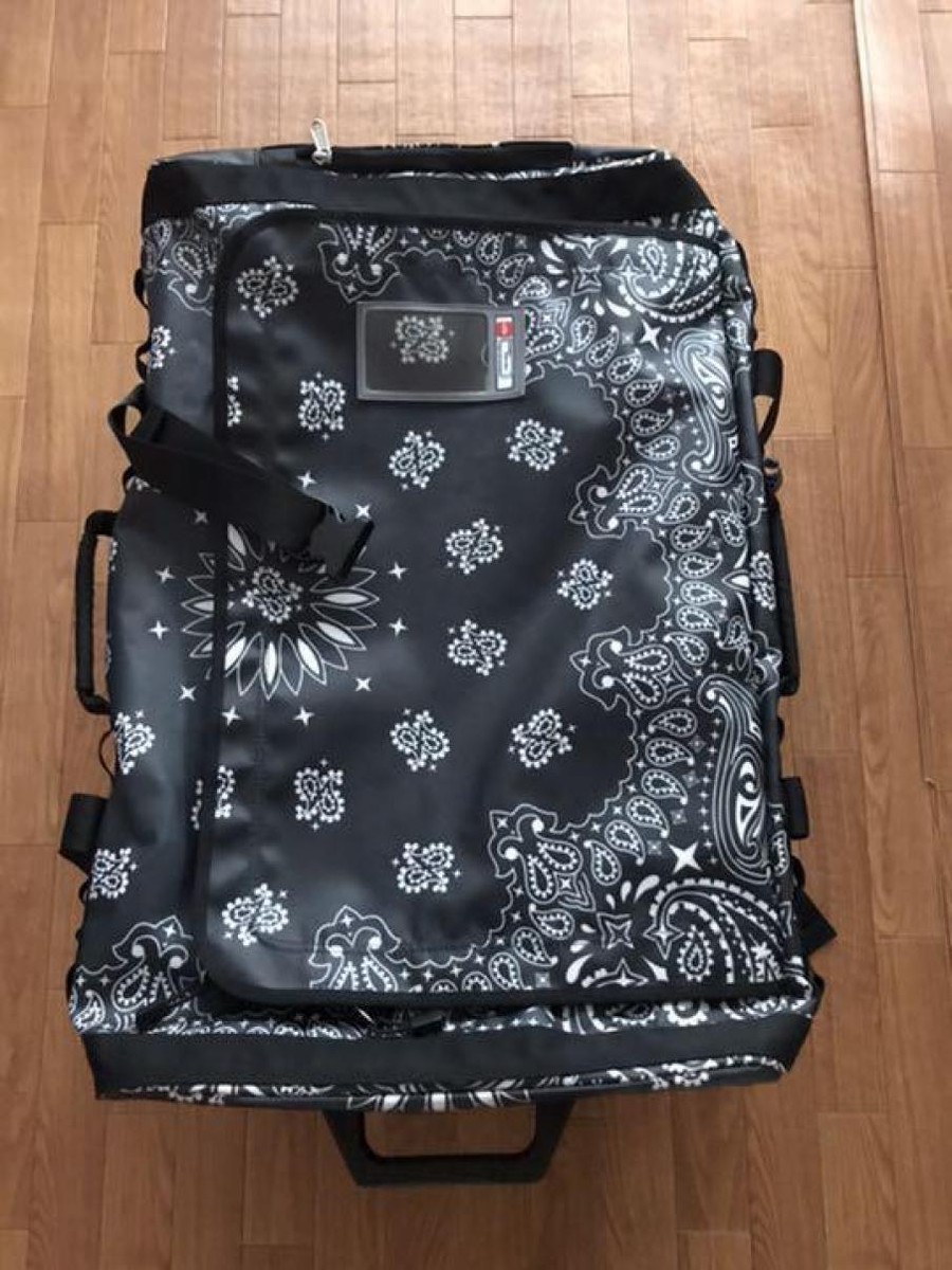 Supreme×The North Face Rolling Thunder Bag 73L Collaboration Model