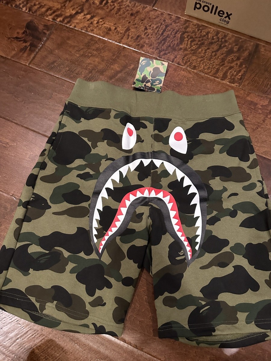Brand New Bape shorts shark green Bathing Ape Size Medium M Camo