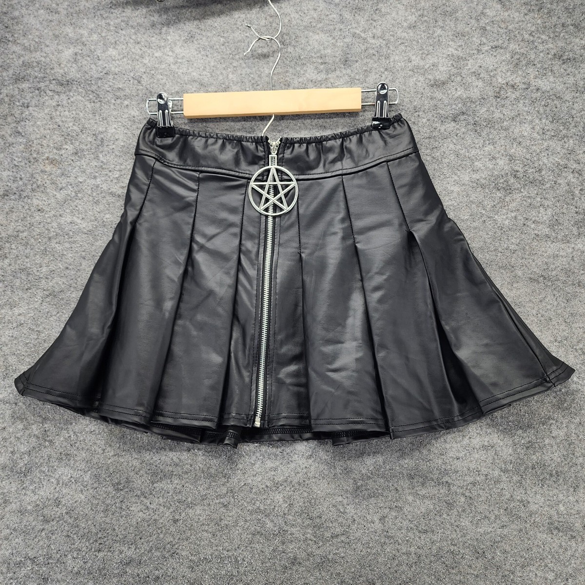Spencers Skirt Womens Juniors Medium Mini Black Faux Leather | eBay