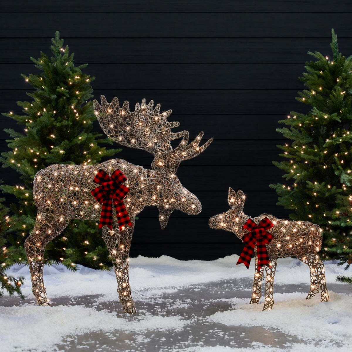2 Piece LED Clear Lights Rattan Moose Family Outdoor Christmas