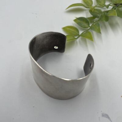 Orville Tsinnie x BEAMS PLUS Sterling Silver Bone Cuff Bracelet