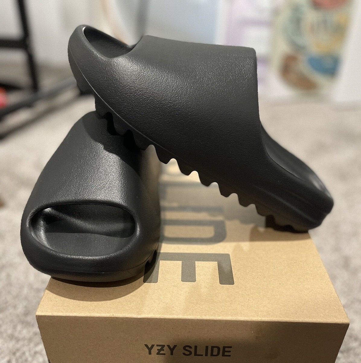 Adidas Yeezy Slide Onyx Size 8 | eBay