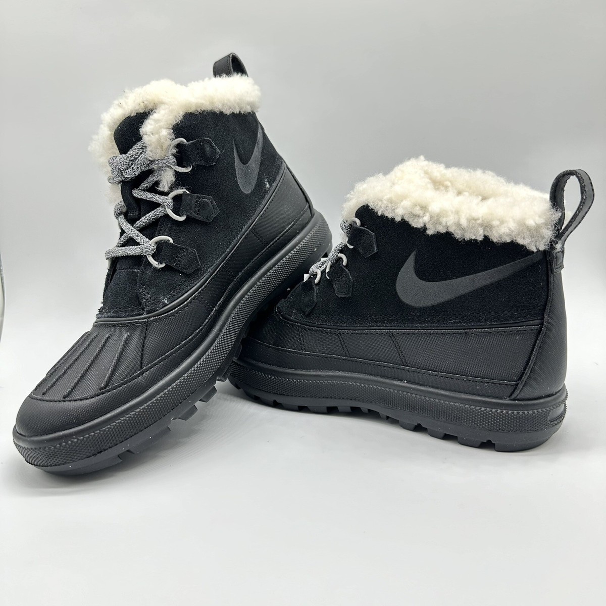 Nike Woodside Chukka 2 Black Anthracite Fur Boots 537345-001