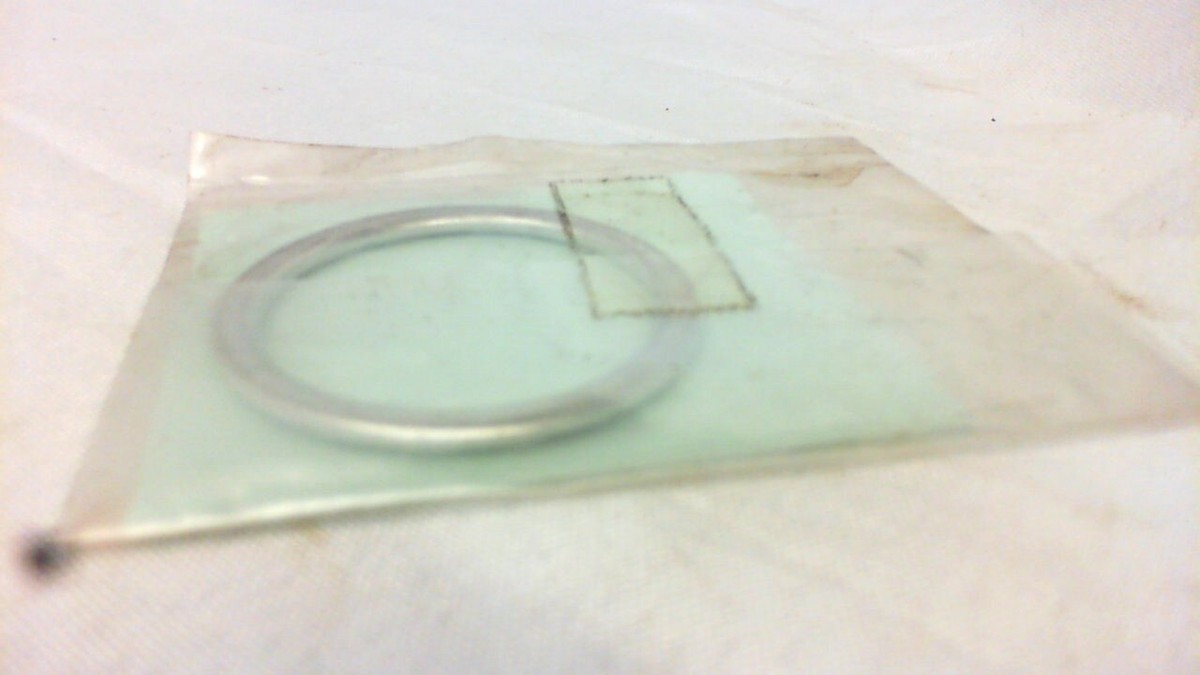 Kawasaki Vulcan VN900 ZX6 Z1000 Exhaust Pipe Holder Gasket 11009
