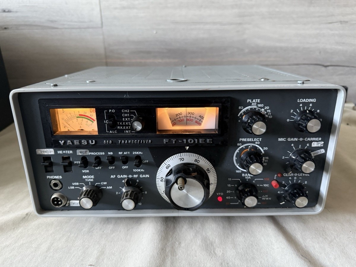 Yaesu FT-101EE HF SSB Transceiver - Japan Radio - Has Sound