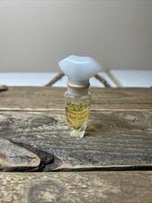 Dazzling Silver Estée Lauder perfume - a fragrance for women