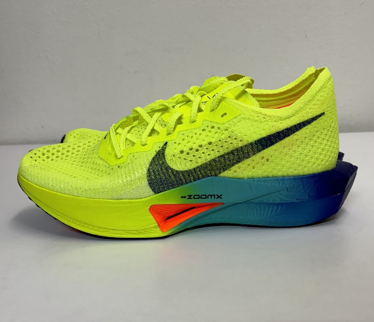 Nike ZoomX Vaporfly Next% 3 Fast Pack Mens Sz 6/ Women's Sz 7.5