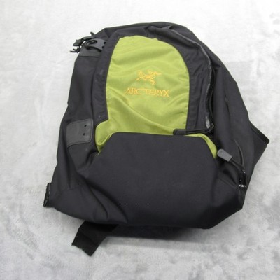 Arcteryx Quiver Sling Bag Green Black Crossbody Pockets Bouldering