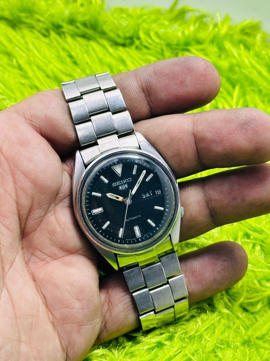 Seiko 5 6309-8220 MILITARY Dial Vintag 17J Day/Date Analog Mens