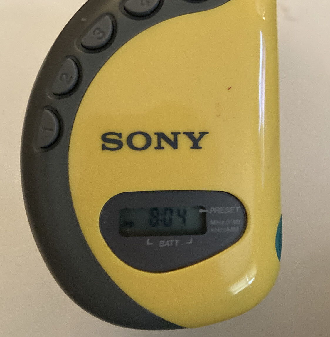 Vintage SONY Walkman Sports SRF-HM55 FM/AM Radio Headphones