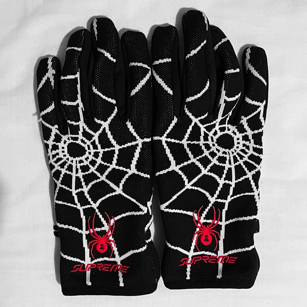 Supreme / Spyder Ski Winter Gloves Jacquard Knit Spider Webs Black