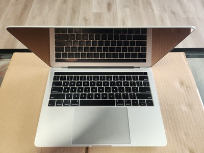 2019 Apple MacBook Pro 13