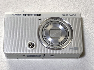 CASIO EXILIM HIGH SPEED EX-ZR70 16.1MP Digital Camera White